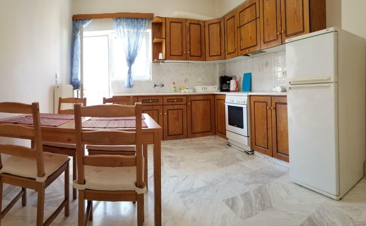 Galini Apartment Loutráki Esterno foto